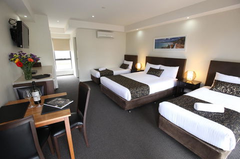 Bay Motel Safety Beach - Accommodation QLD 6