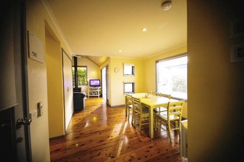 Rayville Boat Houses - Accommodation QLD 26