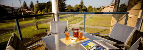 Rayville Boat Houses - Accommodation QLD 2