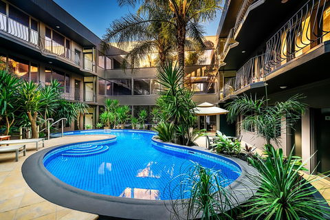 BEST WESTERN PLUS Travel Inn - Accommodation QLD 1