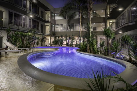 BEST WESTERN PLUS Travel Inn - Accommodation QLD 2