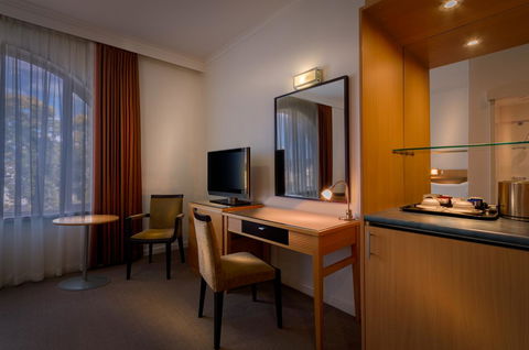 BEST WESTERN PLUS Travel Inn - Accommodation QLD 27