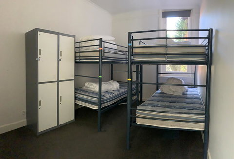 Hub Hostel - Accommodation QLD 14