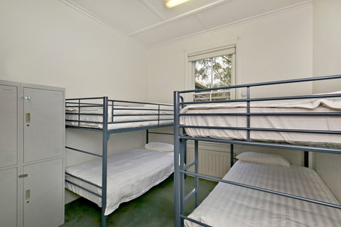 Hub Hostel - Accommodation QLD 25