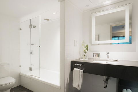 Novotel Melbourne On Collins - Accommodation QLD 4