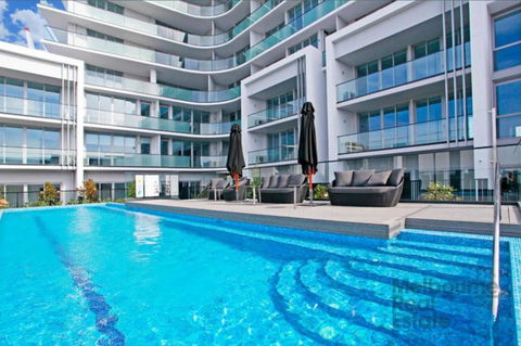 Doncaster Private Collection 2 Bed Townhouse@Pearl - Accommodation QLD 16