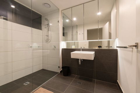 Doncaster Private Collection 2 Bed Townhouse@Pearl - Accommodation QLD 9