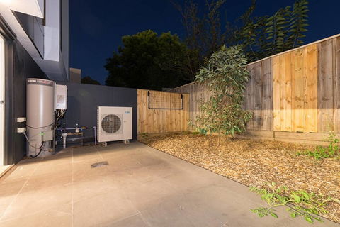 Doncaster Private Collection 2 Bed Townhouse@Pearl - Accommodation QLD 12