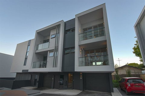 Doncaster Private Collection 2 Bed Townhouse@Pearl - Accommodation QLD 15