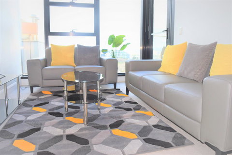 Executive Stay Little Collins Street - Accommodation QLD 9