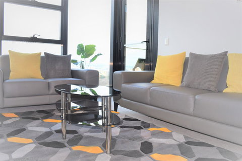 Executive Stay Little Collins Street - Accommodation QLD 7