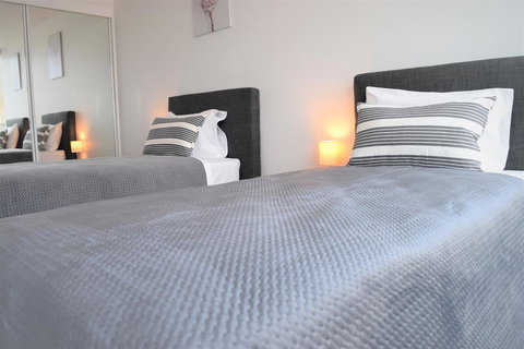 Executive Stay Little Collins Street - Accommodation QLD 5