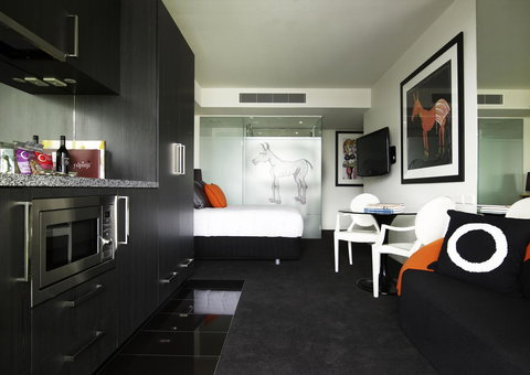 The Cullen Melbourne - Art Series - Accommodation QLD 17