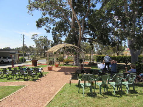 The Highlander Motel - 24HR Check In - Accommodation QLD 31