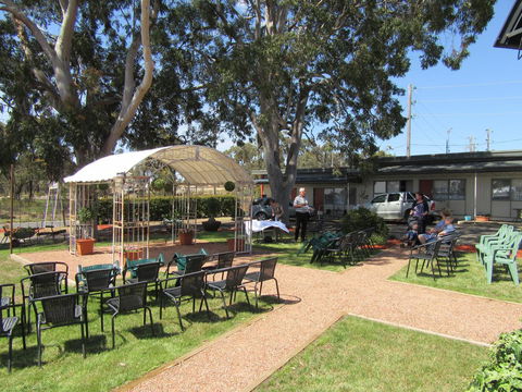 The Highlander Motel - 24HR Check In - Accommodation QLD 30