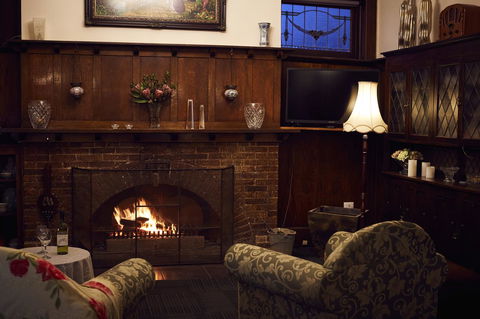 The Highlander Motel - 24HR Check In - Accommodation QLD 36