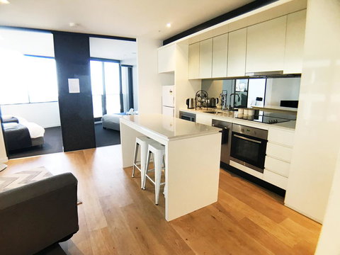 Rose Lane Serviced Apartment - Accommodation QLD 35