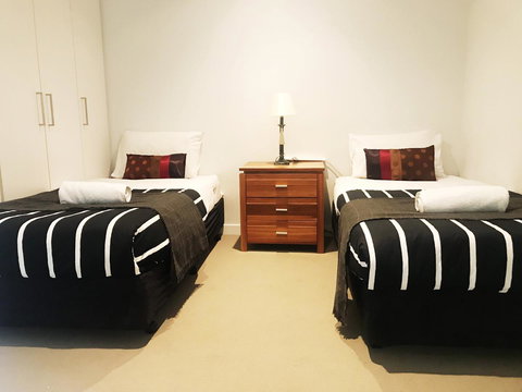 Rose Lane Serviced Apartment - Accommodation QLD 11