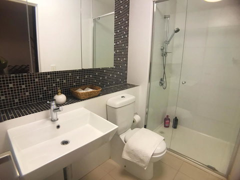 Rose Lane Serviced Apartment - Accommodation QLD 30