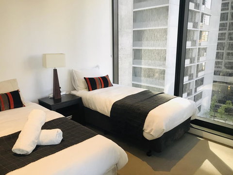 Rose Lane Serviced Apartment - Accommodation QLD 25