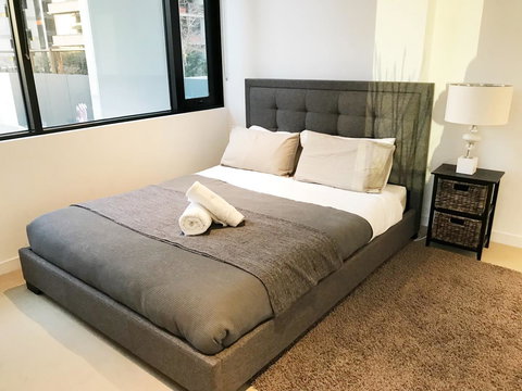 Rose Lane Serviced Apartment - Accommodation QLD 26