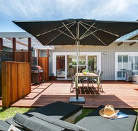 Capella Villa No. 4 - stunning luxury decor inside and out - Accommodation QLD
