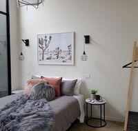THE WAREHOUSE APARTMENTS - Accommodation QLD