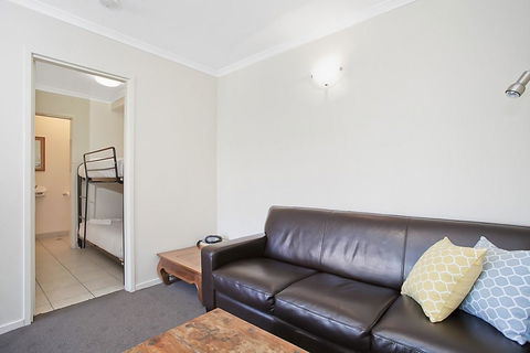 Quality Inn & Suites The Menzies - Accommodation QLD 29