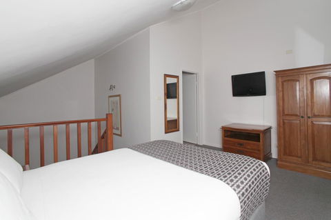 Quality Inn & Suites The Menzies - Accommodation QLD 24