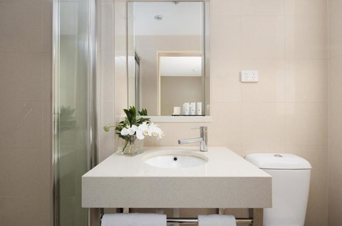 The Victoria Hotel - Accommodation QLD 3