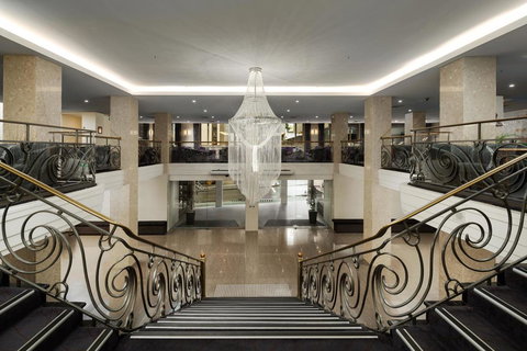 The Victoria Hotel - Accommodation QLD 0