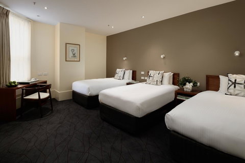 The Victoria Hotel - Accommodation QLD 17