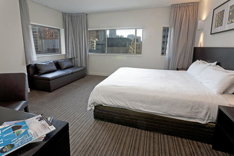 Causeway 353 Hotel - Accommodation QLD 34