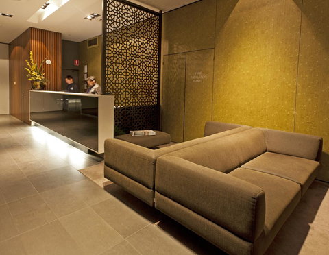 Causeway 353 Hotel - Accommodation QLD 13