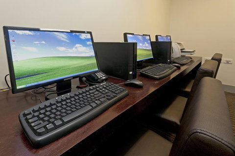 Causeway 353 Hotel - Accommodation QLD 15