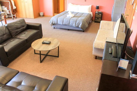 St Georges Motor Inn - Accommodation QLD 25