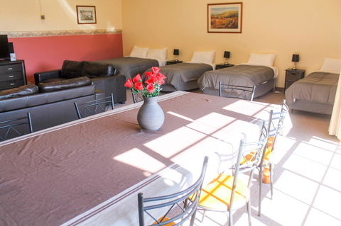 St Georges Motor Inn - Accommodation QLD 28