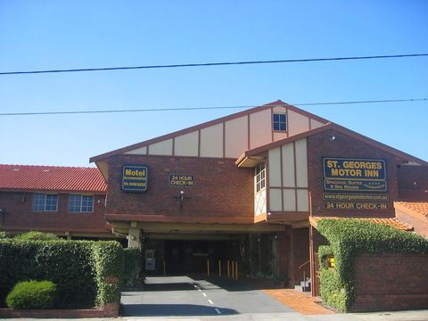 St Georges Motor Inn - Accommodation QLD 35