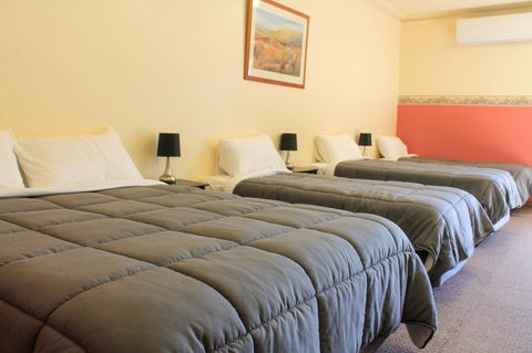 St Georges Motor Inn - Accommodation QLD 26