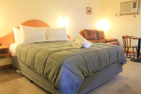 St Georges Motor Inn - Accommodation QLD 30