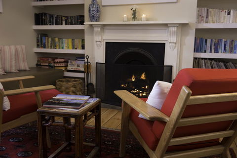 Athelstane House - Accommodation QLD 35