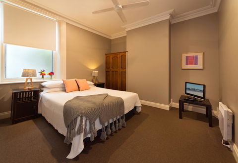 Athelstane House - Accommodation QLD 11