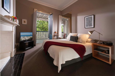 Athelstane House - Accommodation QLD 25