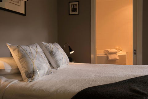 Athelstane House - Accommodation QLD 30