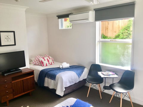 Athelstane House - Accommodation QLD 7
