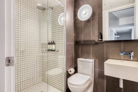 Cosmo Central Hotel Apartment - Accommodation QLD 32