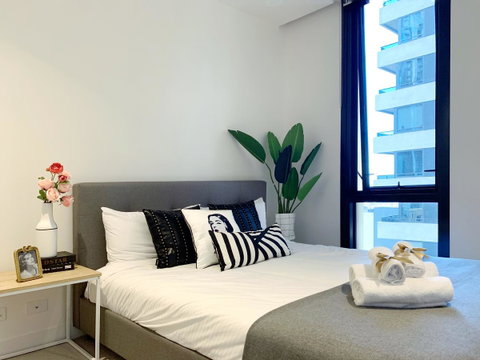 Cosmo Central Hotel Apartment - Accommodation QLD 10