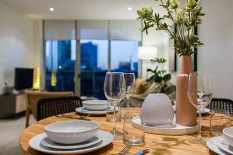 Auguste, Melbourne CBD Private Accommodation With Parking - Accommodation QLD 12