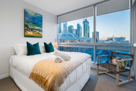 Auguste, Melbourne CBD Private Accommodation With Parking - Accommodation QLD 0