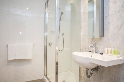 Adara Hotel Richmond - Accommodation QLD 6